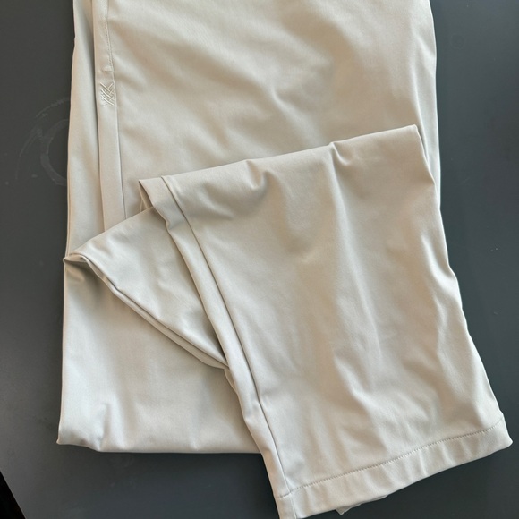 RHONE Slim Fit Stretch Coldspell Commuter Pants | 36 | Khaki - Picture 11 of 12